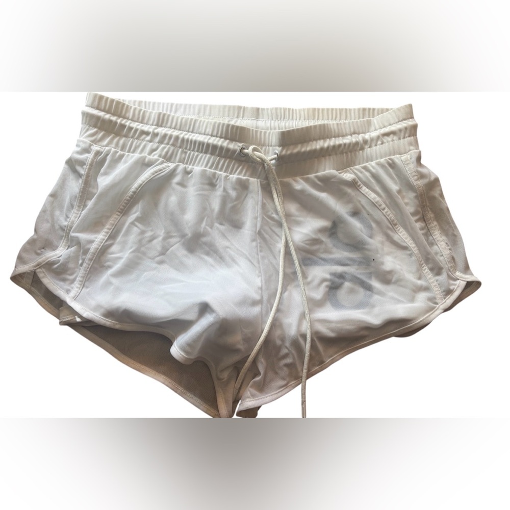 ALO YOGA Ambience Short size XS  White Double Layer Shorts Mesh Gym Run